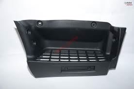 BASAMAK PLASTİĞİ SAĞ (MK488282) MITSUBISHI CANTER-839-859